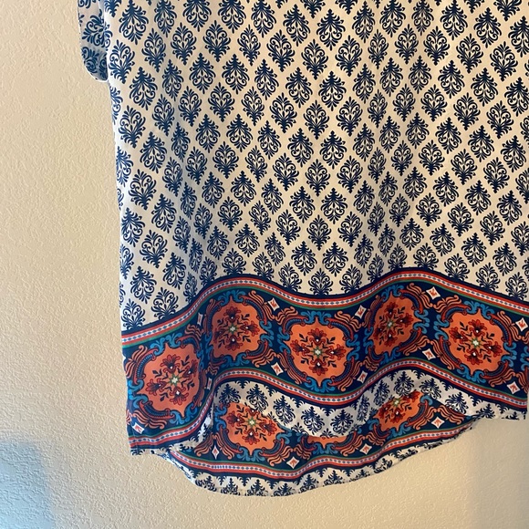 DANIEL RAINN Printed T-shirt Blouse Moroccan Print - Picture 10 of 14